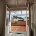 Alloro K&g House2 *