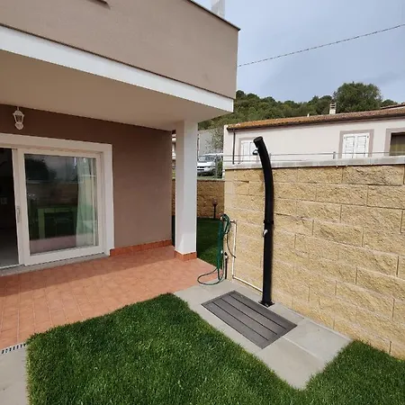 度假居 Alloro K&g House2 Viddalba