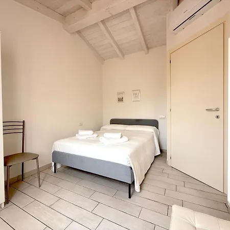 Alloro K&g House2 Tatil Evi *