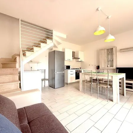 度假居 Alloro K&g House2 Viddalba